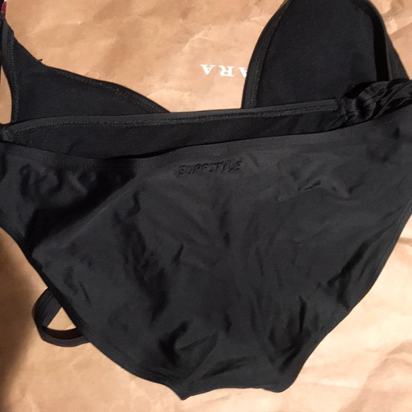 Swimsuits - Picture 4 of 4